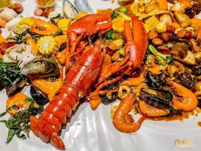 Fruits de mer nappés de sauce cajun maison