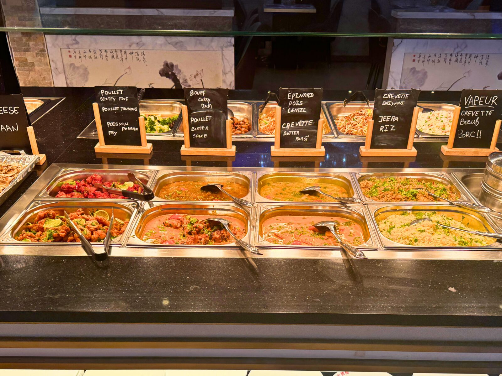 Les plats chauds du buffet