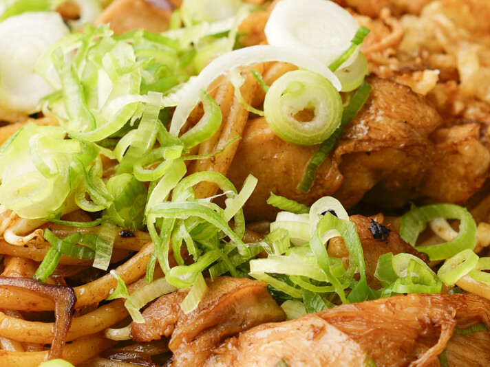 Nouilles sautées au poulet